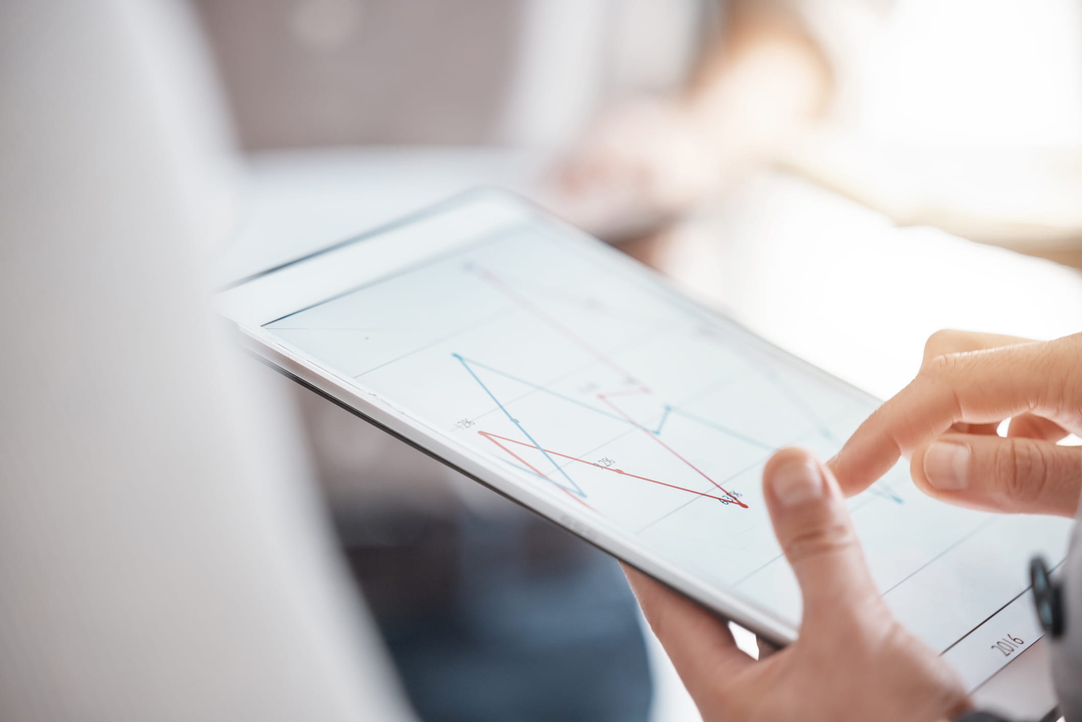 Large-area display shipments grew 2.9% year over year in 2025